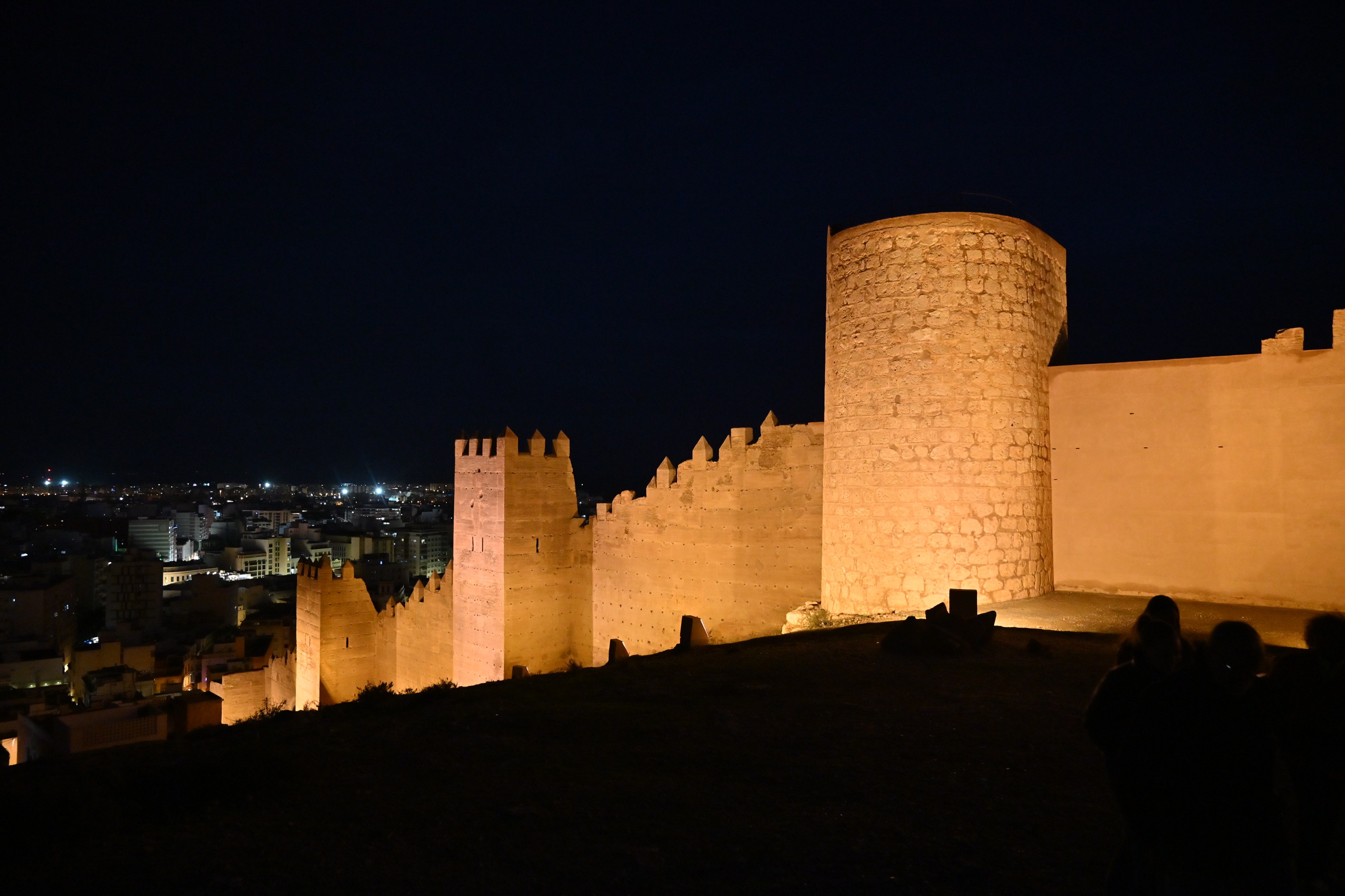 Iluminación Murallas San Cristóbal