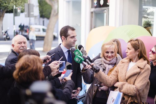 El Salón de Plenos acoge el nacimiento del nuevo Colegio Profesional de Economistas de Almería|El Salón de Plenos acoge el nacimiento del nuevo Colegio Profesional de Economistas de Almería