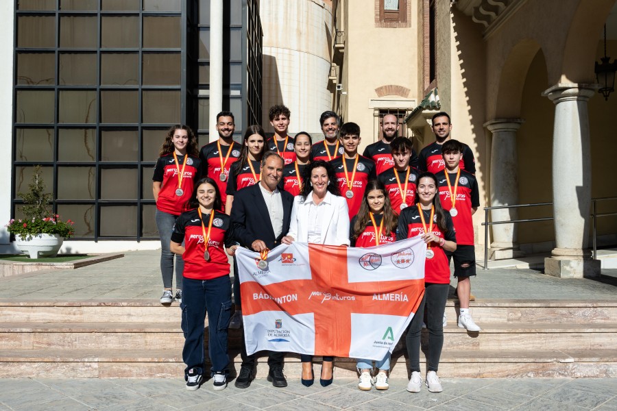 BADMINTON FOTO FAMILIA EXTERIOR